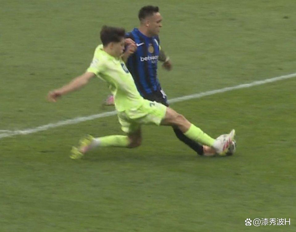 半岛体育登录入口-关于西班牙平国际米兰荣耀晋级，乌克兰点球败北的信息