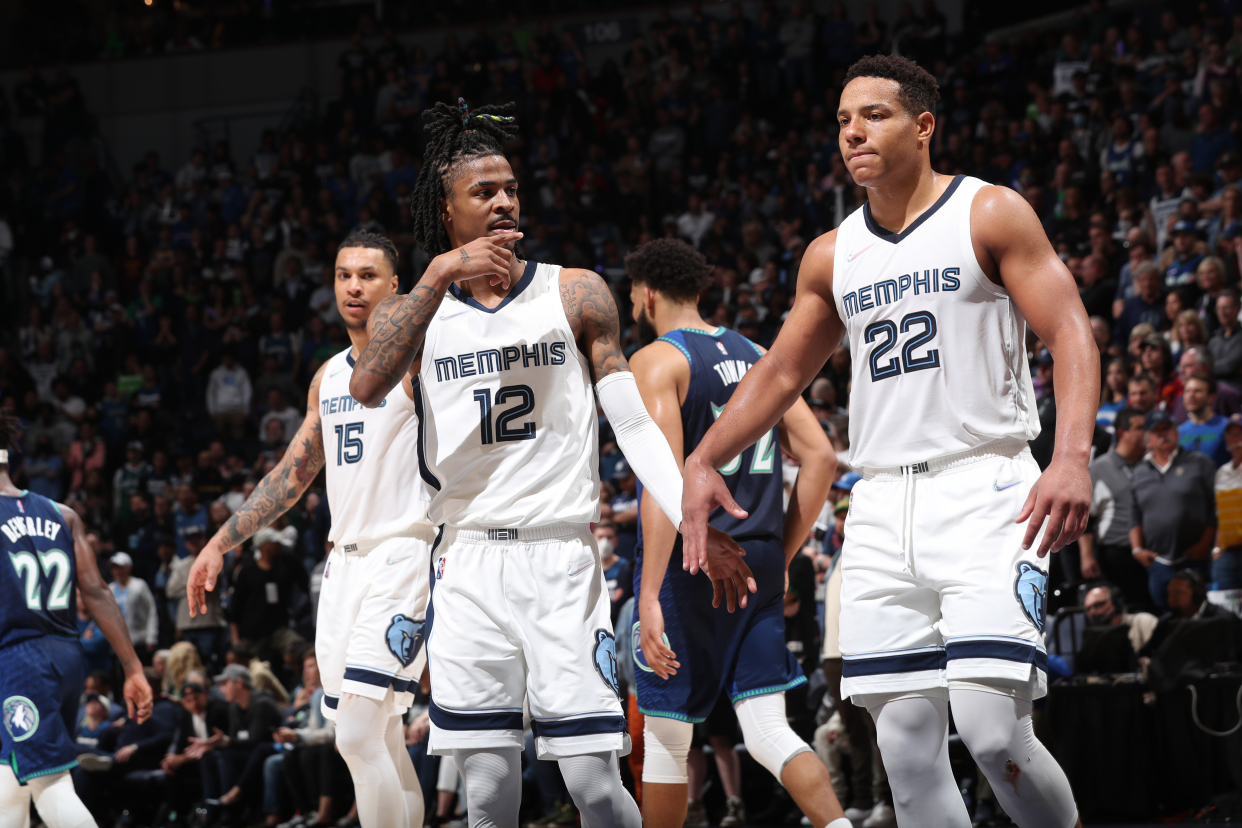 半岛体育入口-灰熊队挺过加时赛，险胜掘金队