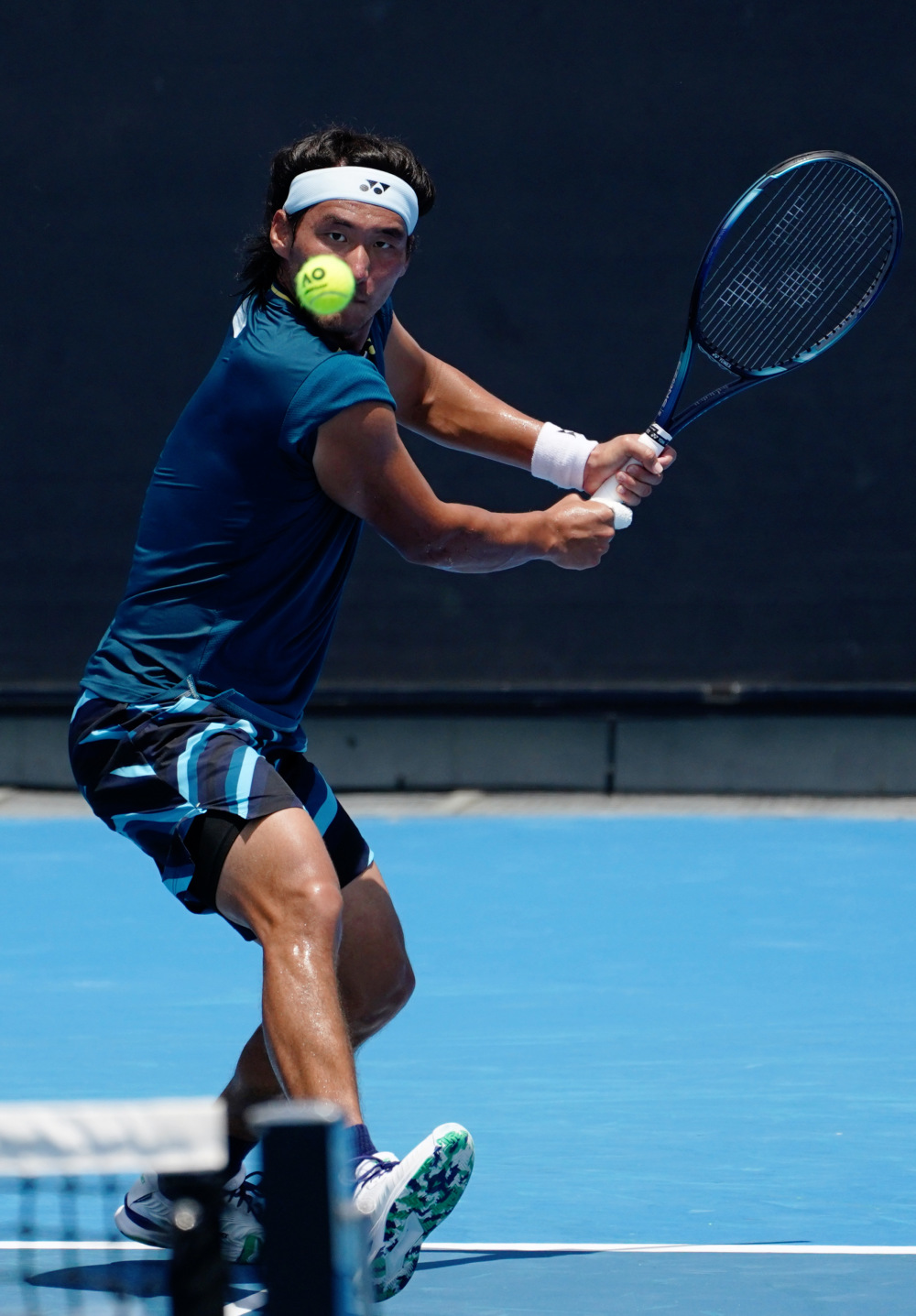 半岛体育登录入口-包含凯旋而归！球队成功晋级下一阶段的词条