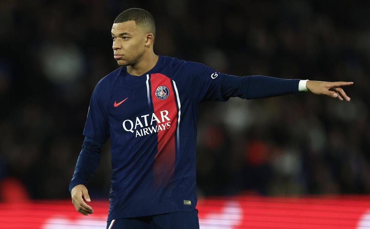 半岛体育官网-巴黎圣日耳曼新援表现亮眼，赢得球迷好评的简单介绍