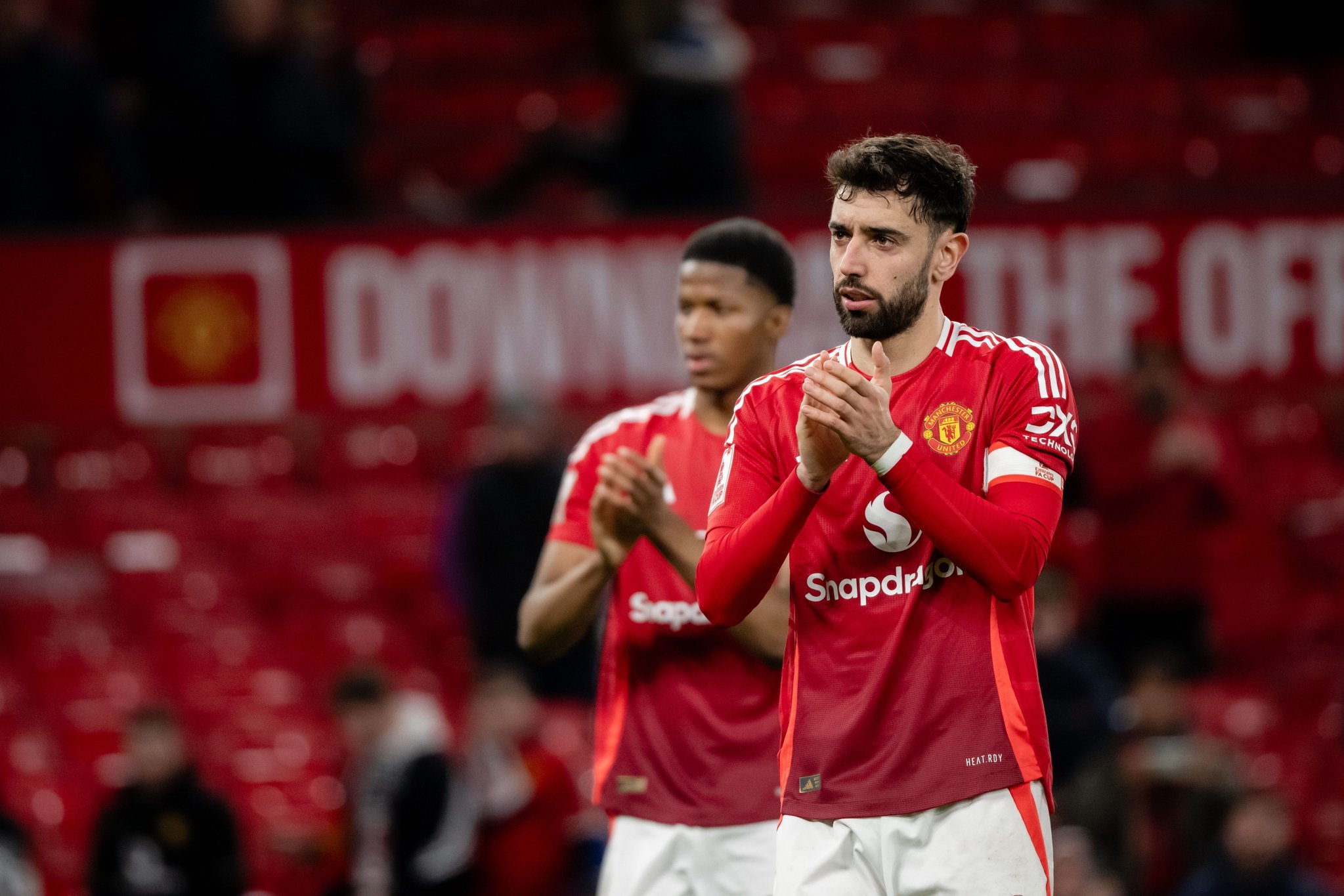 半岛综合体育官方app下载-曼联客场胜利，欧战希望再现曙光的简单介绍